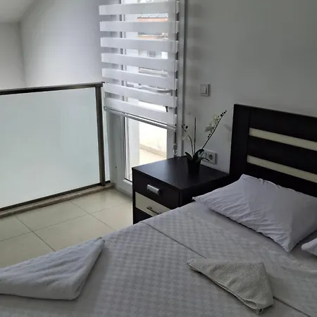 Pinar C5 شقة
